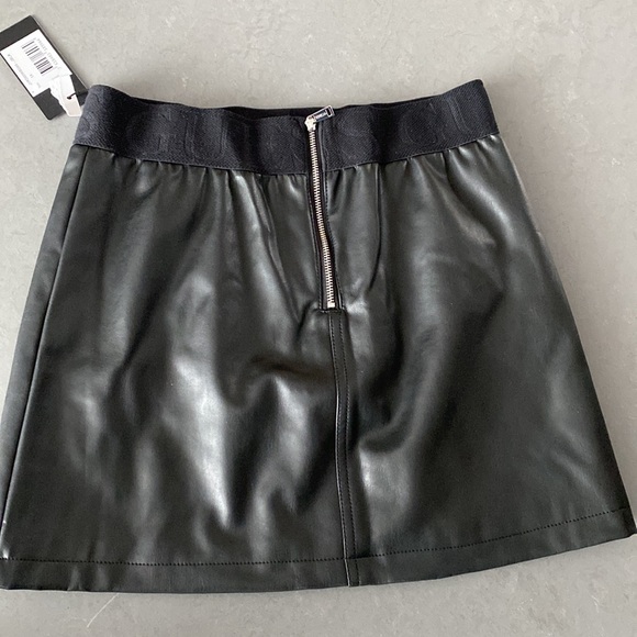 Guess girls pleather skirt size 14 NWT - Picture 5 of 6